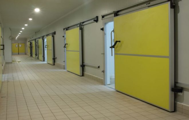 surgulu_carpma_soguk_hava_kapisi What are the Cold Storage Standards?